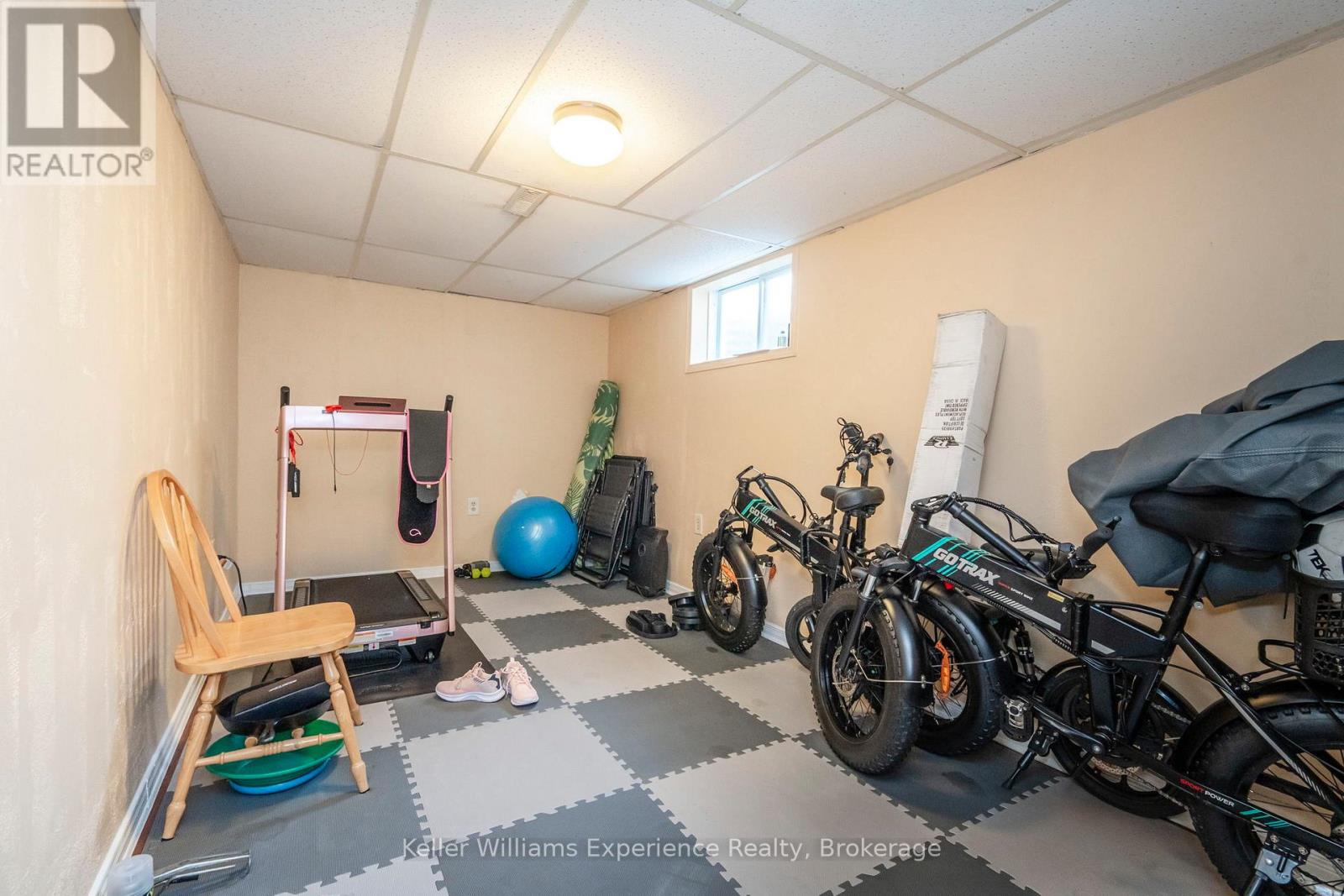 23 Corbett Drive, Barrie, Ontario  L4M 5T1 - Photo 15 - S12229341