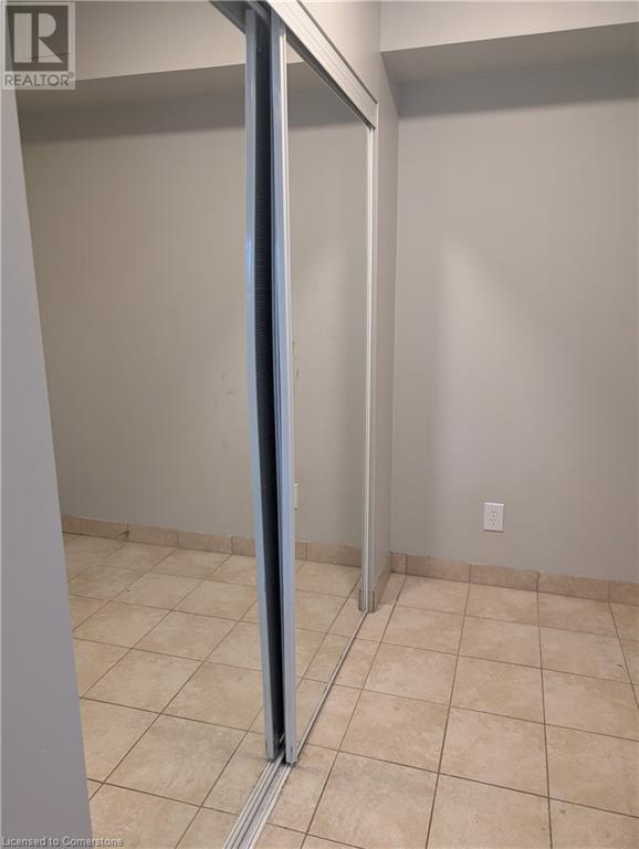 736 Old Albert Street Unit# 102, Waterloo, Ontario  N2L 6R4 - Photo 12 - 40742459