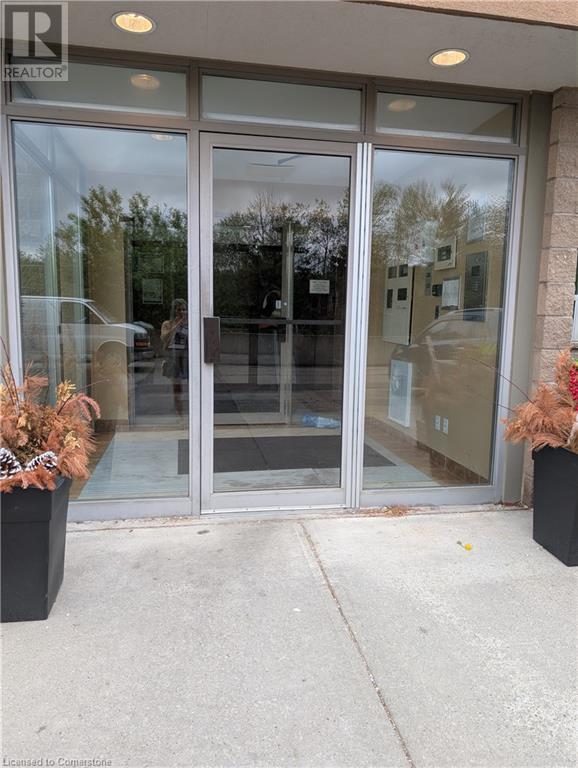 736 Old Albert Street Unit# 102, Waterloo, Ontario  N2L 6R4 - Photo 13 - 40742459