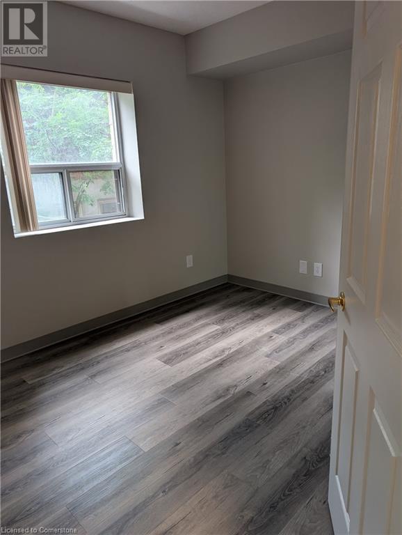 736 Old Albert Street Unit# 102, Waterloo, Ontario  N2L 6R4 - Photo 8 - 40742459