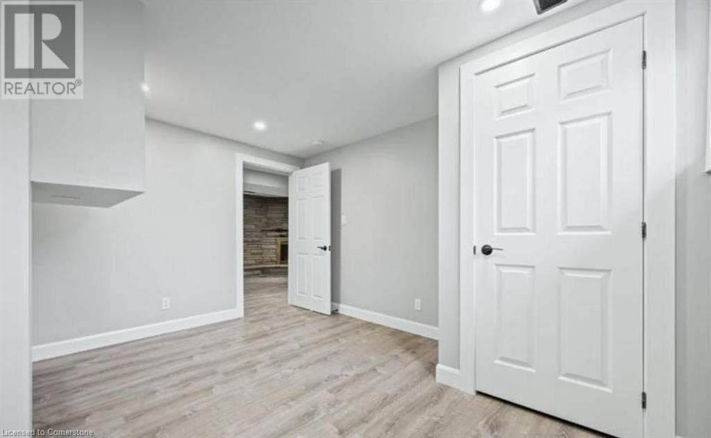 20 Lambert Place, Kitchener, Ontario  N2A 1N1 - Photo 27 - 40742070