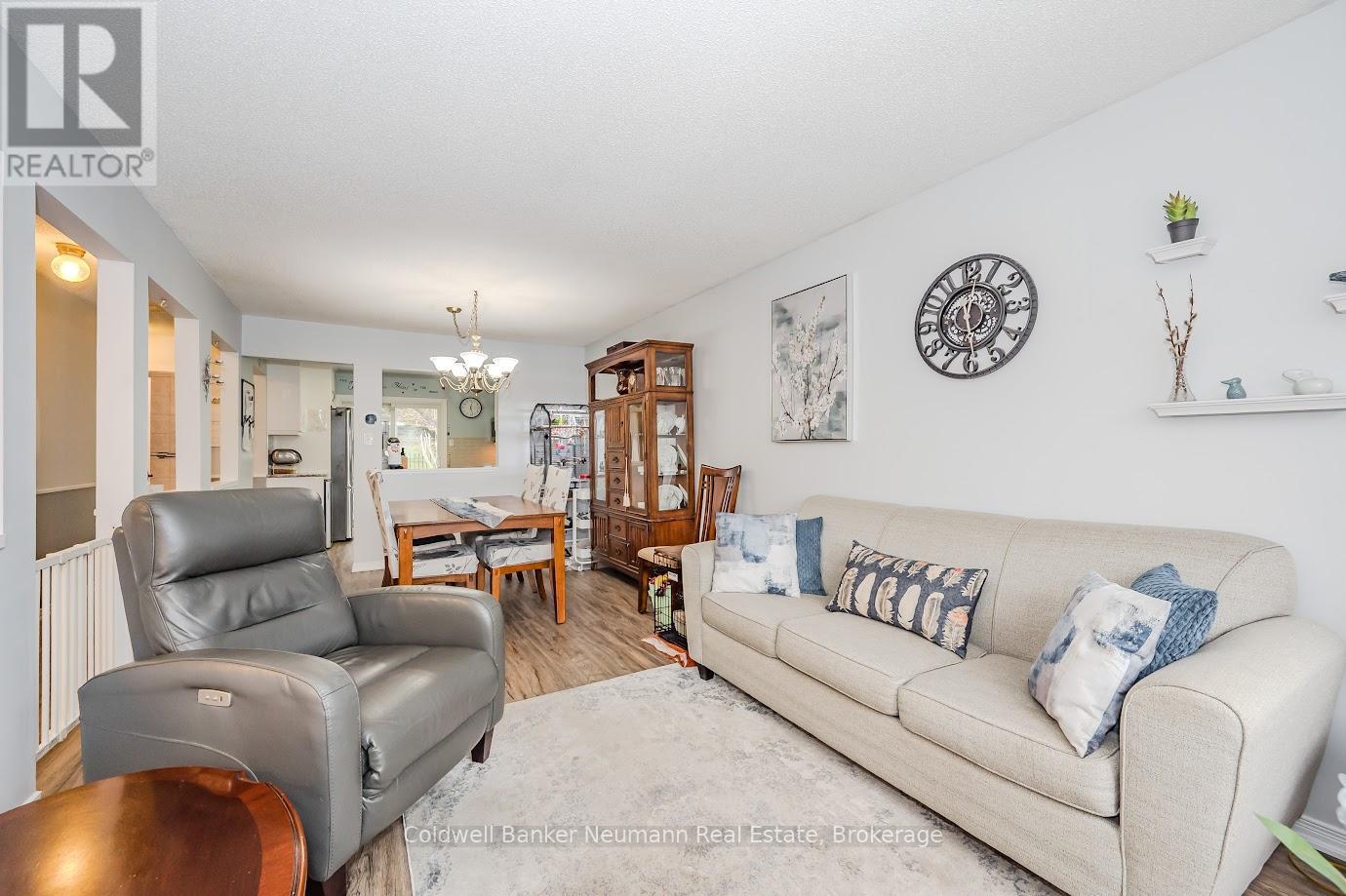 392 Imperial Road S, Guelph, Ontario  N1K 1K3 - Photo 10 - X12229540