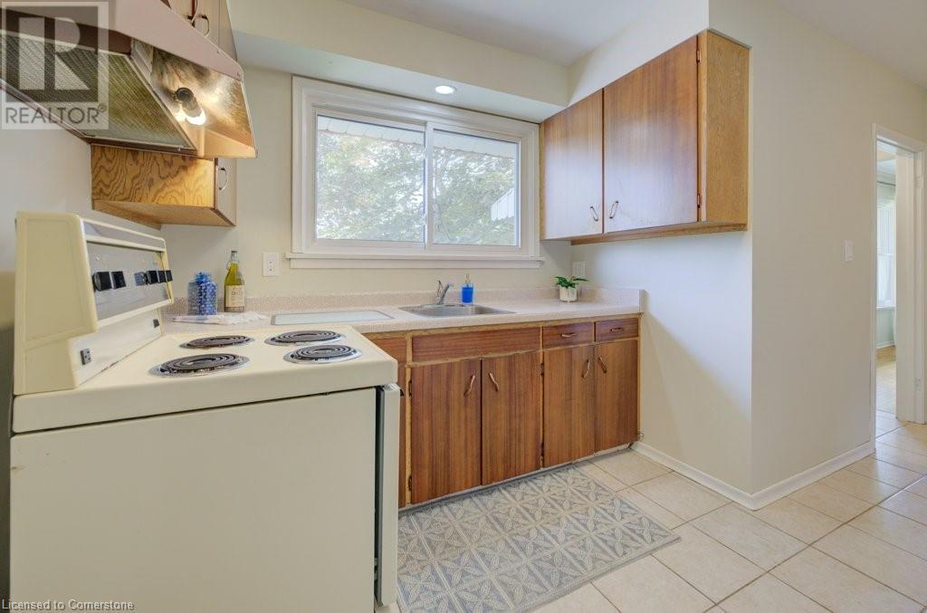 496 Franklin Street N, Kitchener, Ontario  N2A 1Z4 - Photo 13 - 40739154