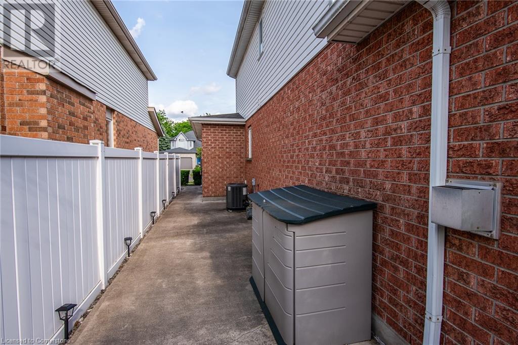 110 Deer Ridge Drive, Kitchener, Ontario  N2P 2K9 - Photo 41 - 40742474