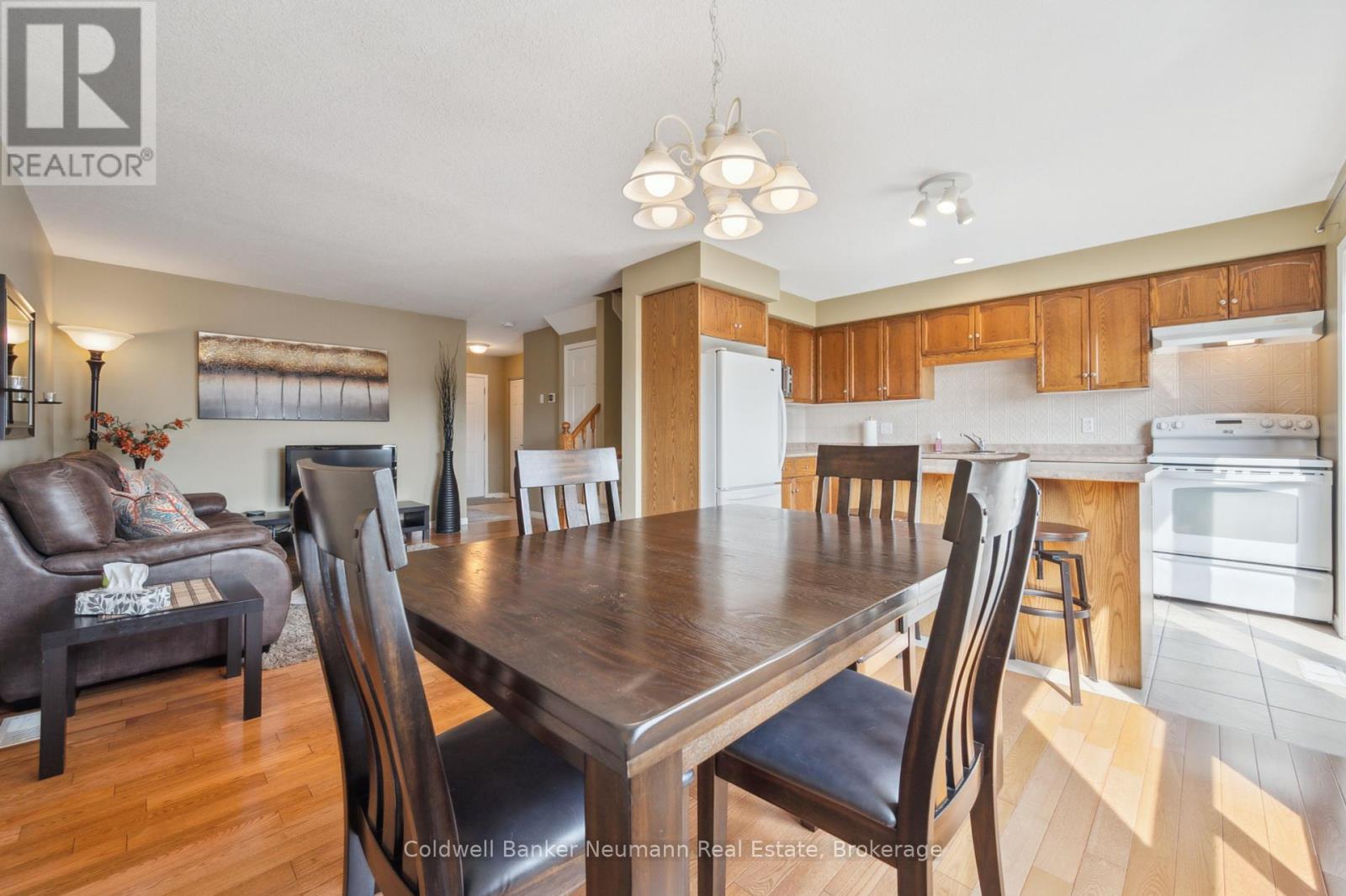60 Hasler Crescent, Guelph, Ontario  N1L 0A3 - Photo 16 - X12229646