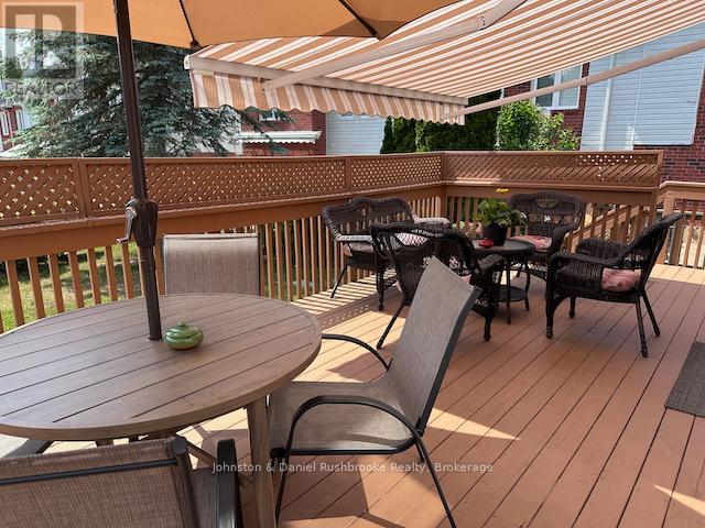 18 Shoreline Drive, Bracebridge, Ontario  P1L 1Z4 - Photo 36 - X12229752