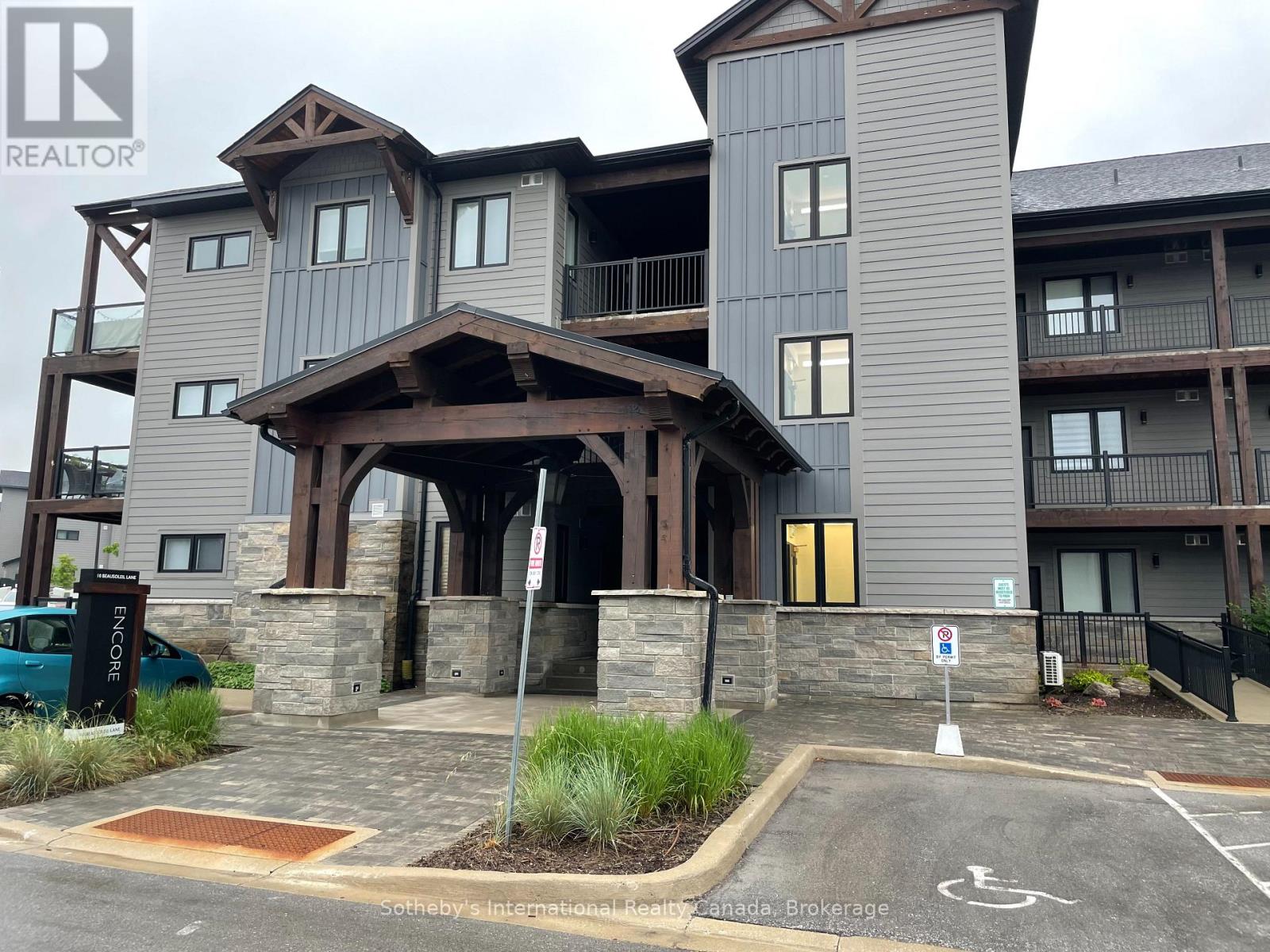 207 - 10 Beausoleil Lane, Blue Mountains, Ontario  L9Y 0R4 - Photo 3 - X12229769
