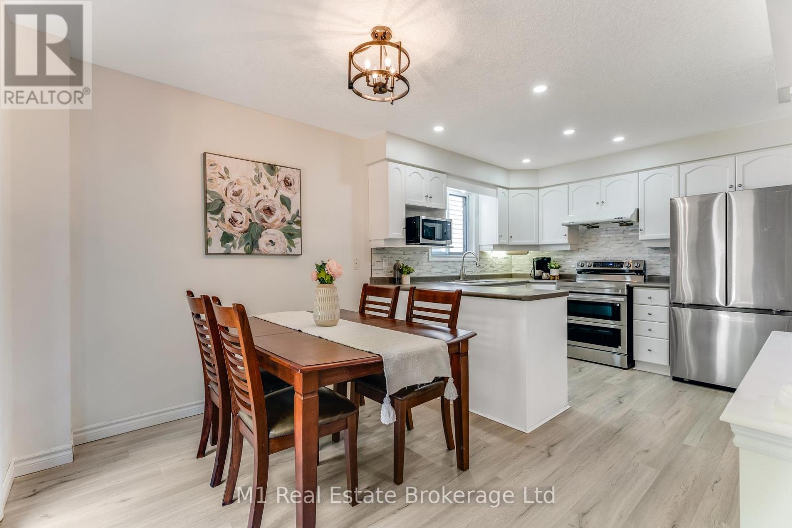 125 Marcy Crescent, Cambridge, Ontario  N3C 4H6 - Photo 14 - X12229998