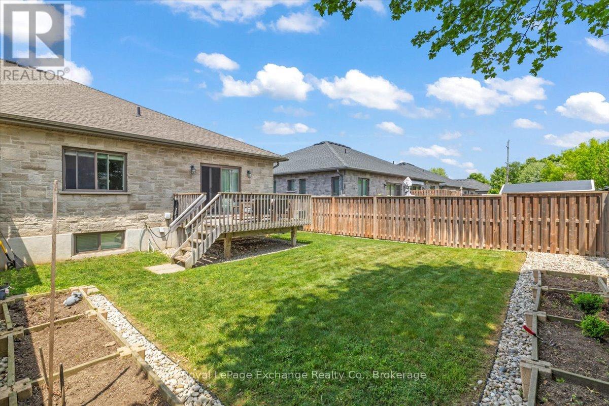 313 Stickel Street, Saugeen Shores, Ontario  N0H 2C1 - Photo 25 - X12230021