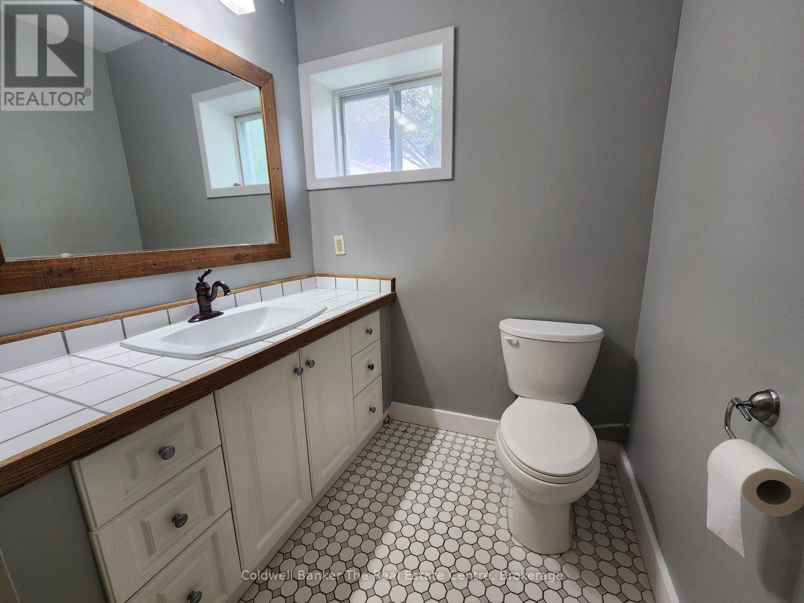 120 Bakery Lane, Gravenhurst, Ontario  P1P 1T6 - Photo 36 - X12230089