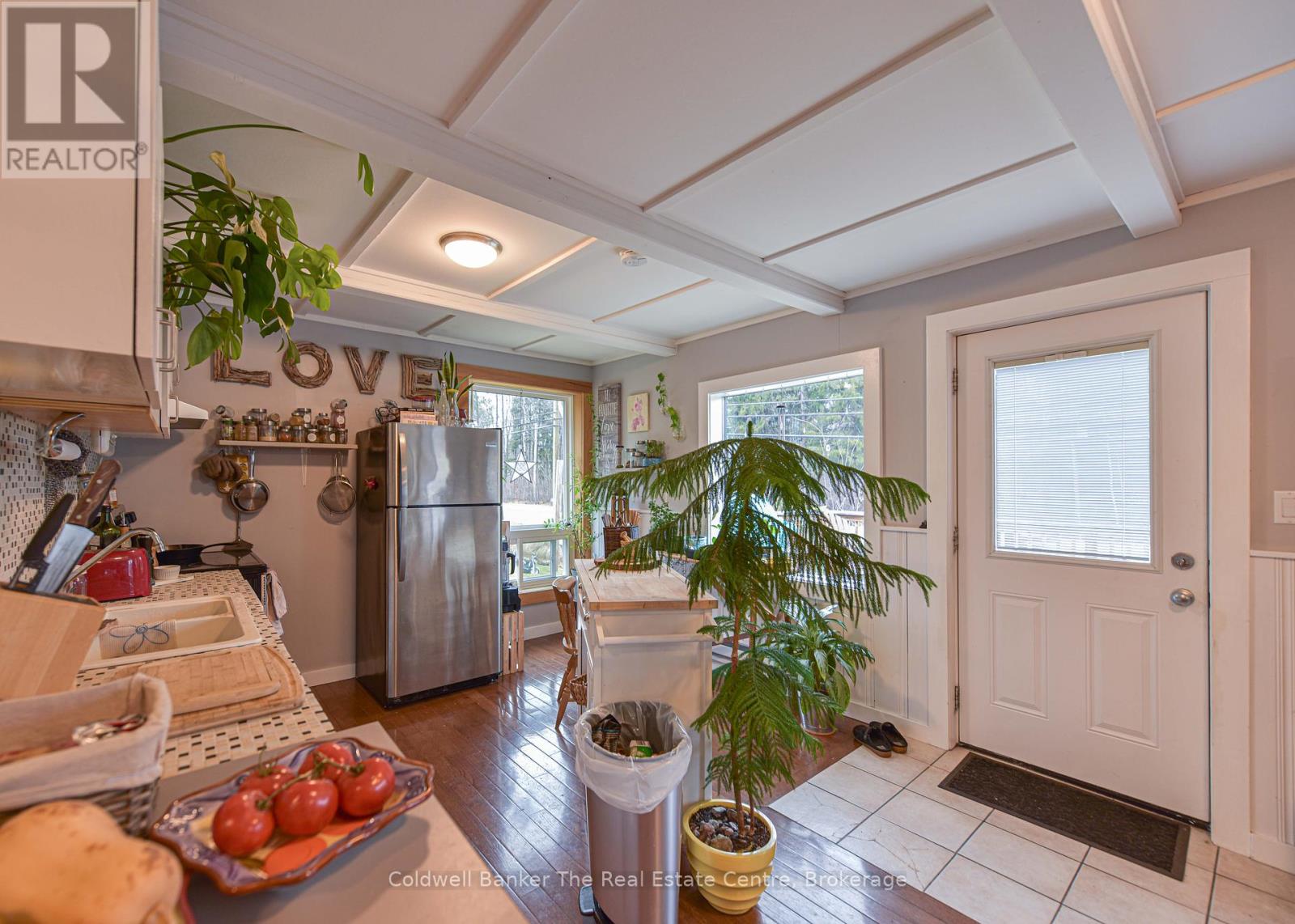 120 Bakery Lane, Gravenhurst, Ontario  P1P 1T6 - Photo 5 - X12230089
