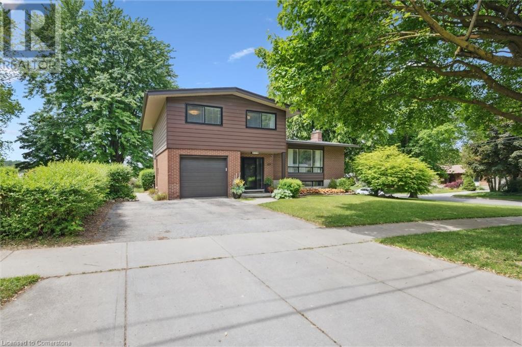 321 Dixon Street, Kitchener, Ontario  N2G 3G1 - Photo 2 - 40742252