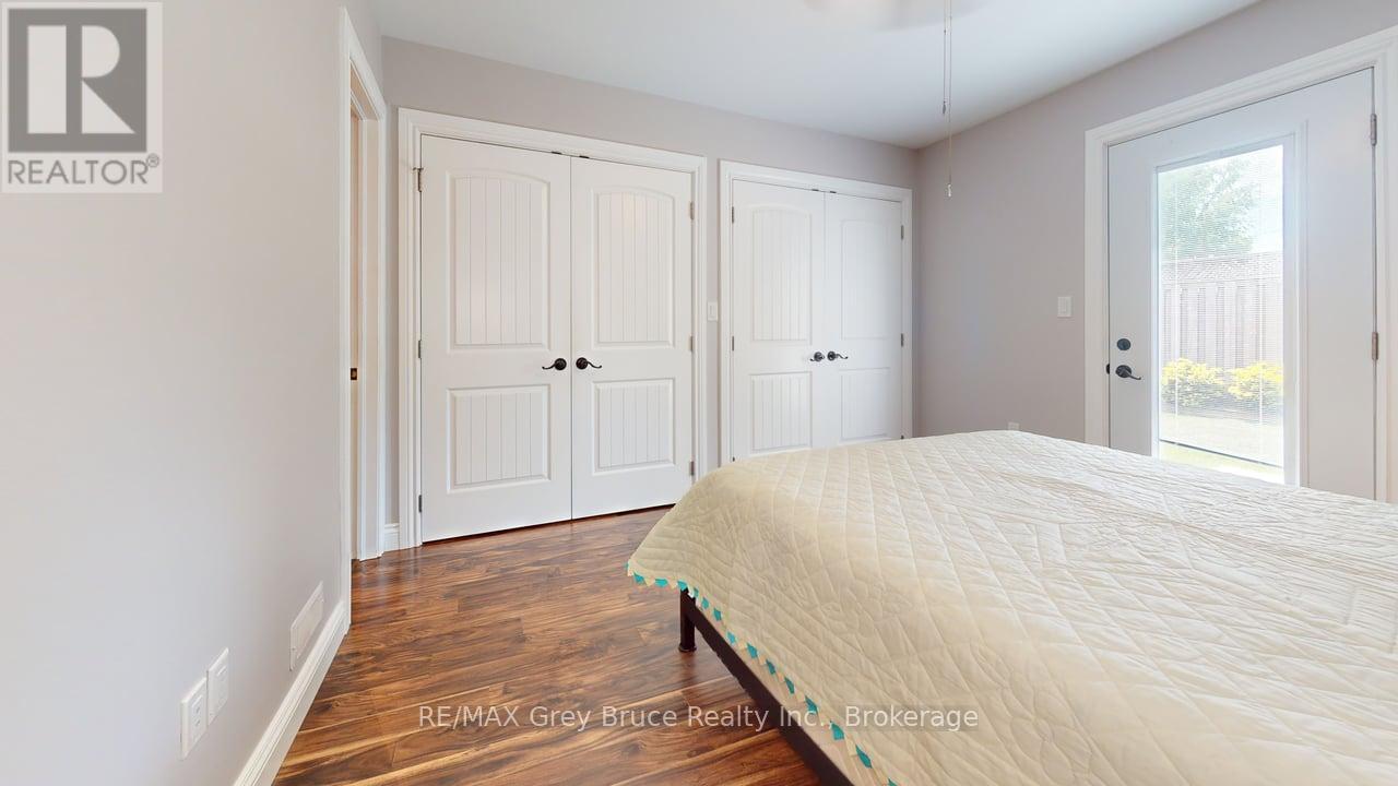 206 4th Avenue, Arran-Elderslie, Ontario  N0G 1L0 - Photo 10 - X12230118