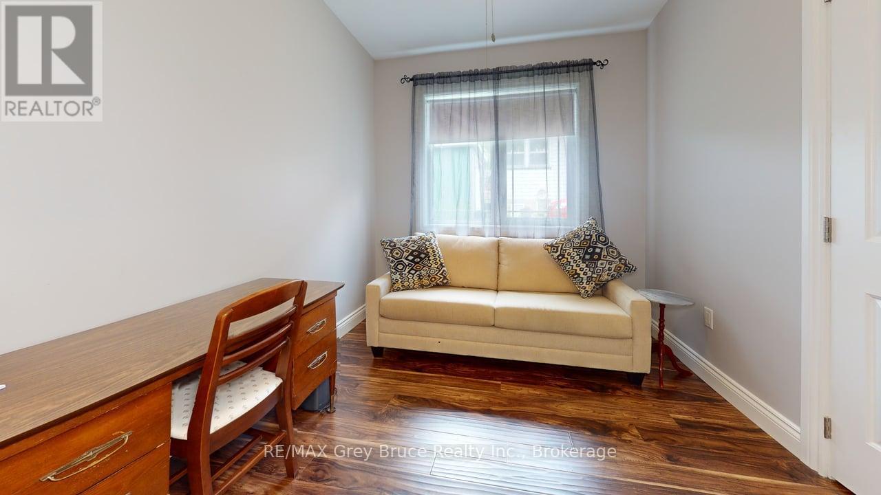 206 4th Avenue, Arran-Elderslie, Ontario  N0G 1L0 - Photo 14 - X12230118