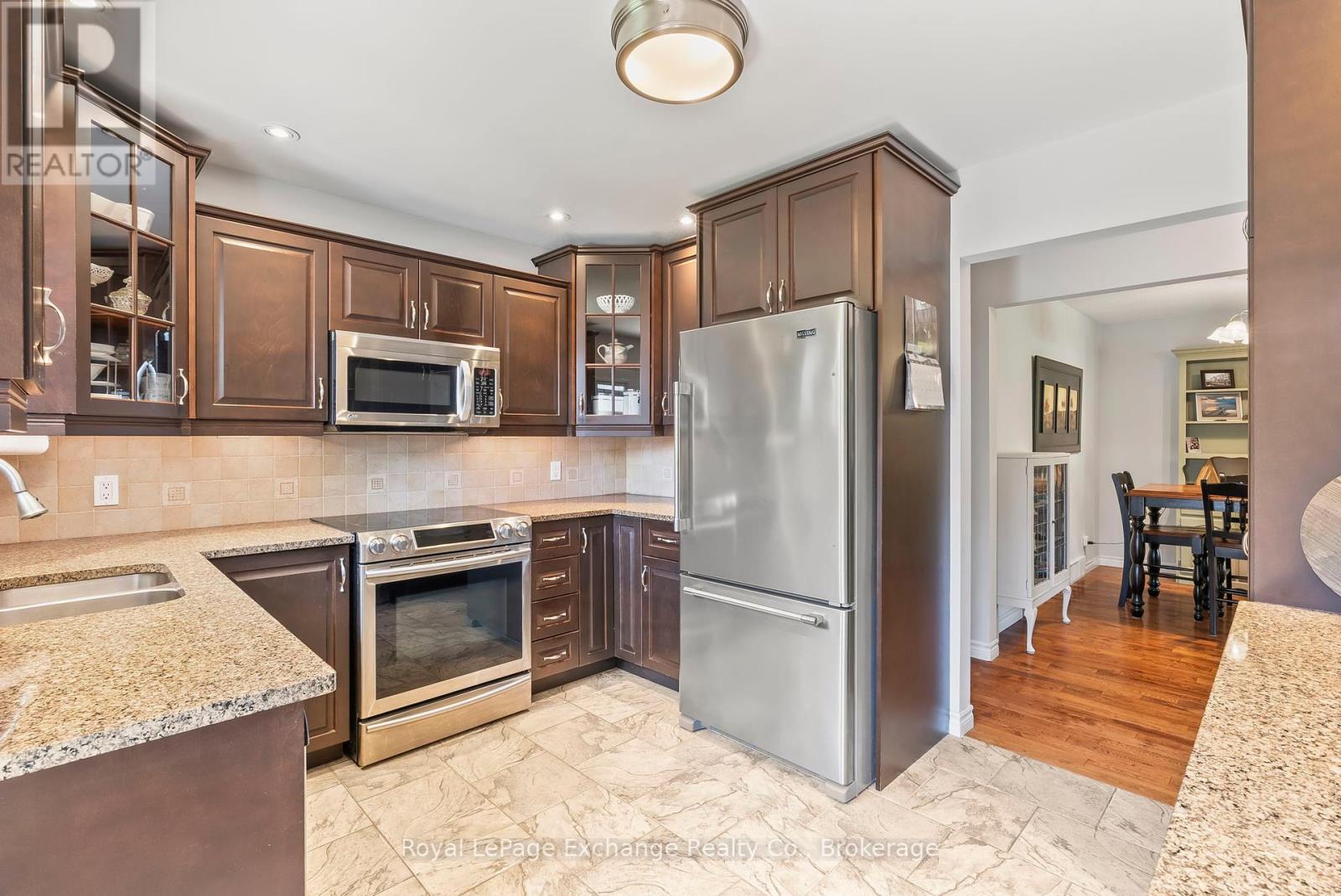34 Anne Marie Crescent, Huron-Kinloss, Ontario  N2Z 2M8 - Photo 7 - X12230169