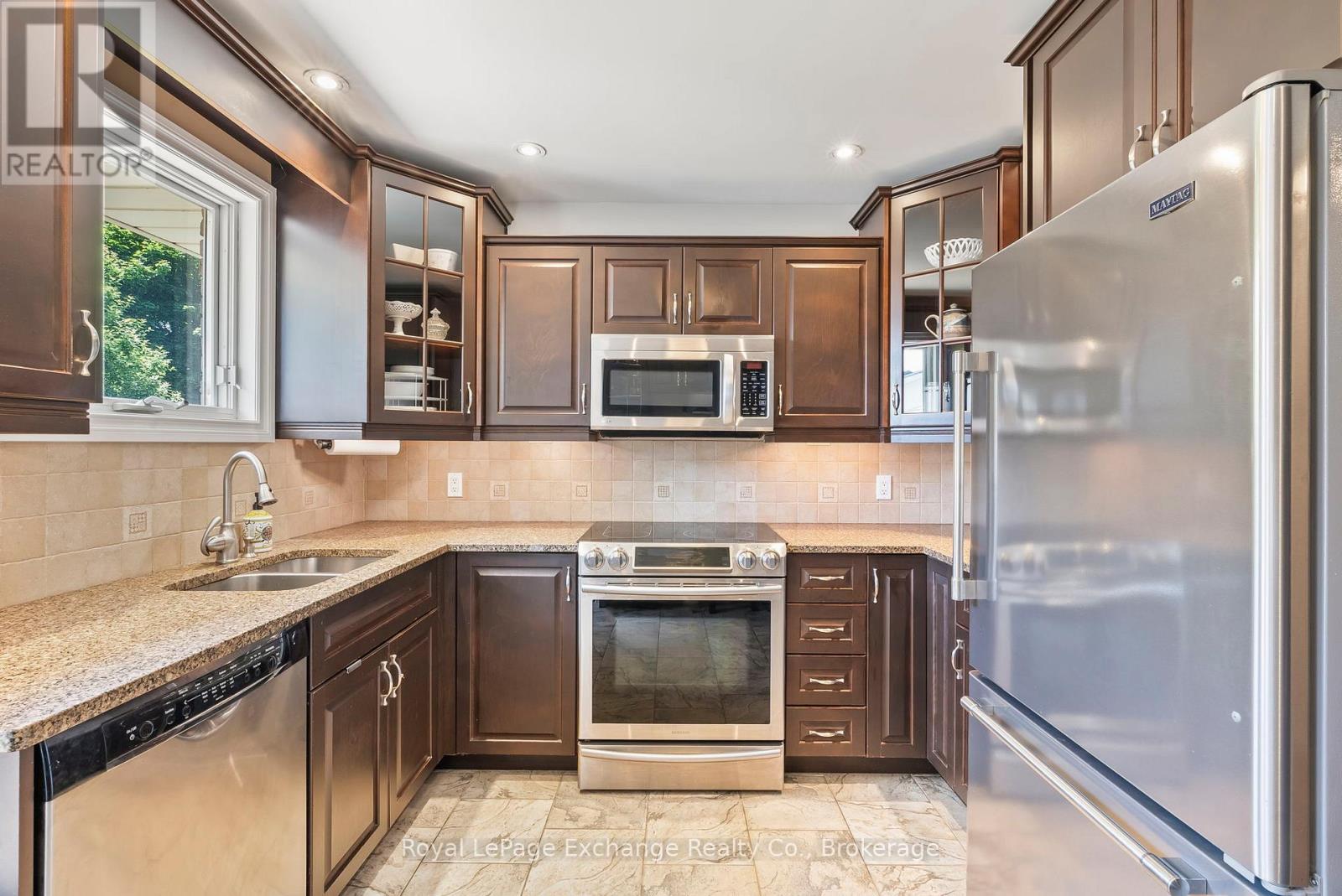 34 Anne Marie Crescent, Huron-Kinloss, Ontario  N2Z 2M8 - Photo 8 - X12230169