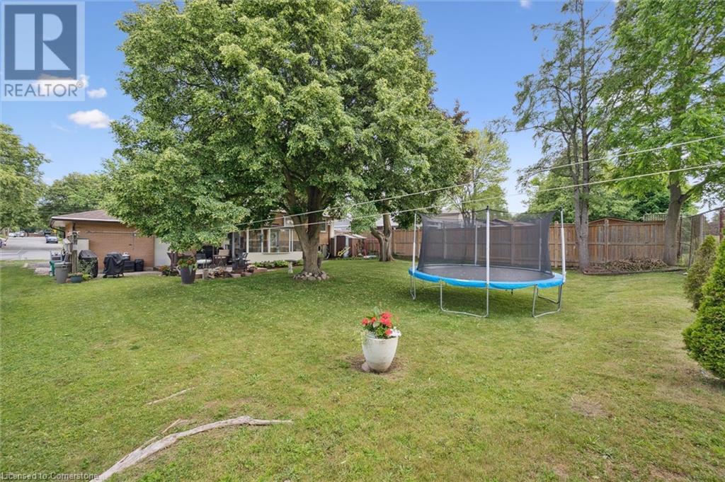 201 Stonybrook Drive, Kitchener, Ontario  N2M 4L8 - Photo 36 - 40742371