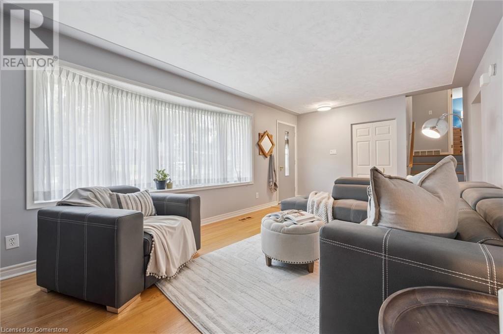 201 Stonybrook Drive, Kitchener, Ontario  N2M 4L8 - Photo 5 - 40742371