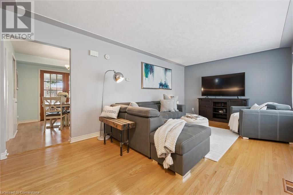 201 Stonybrook Drive, Kitchener, Ontario  N2M 4L8 - Photo 8 - 40742371