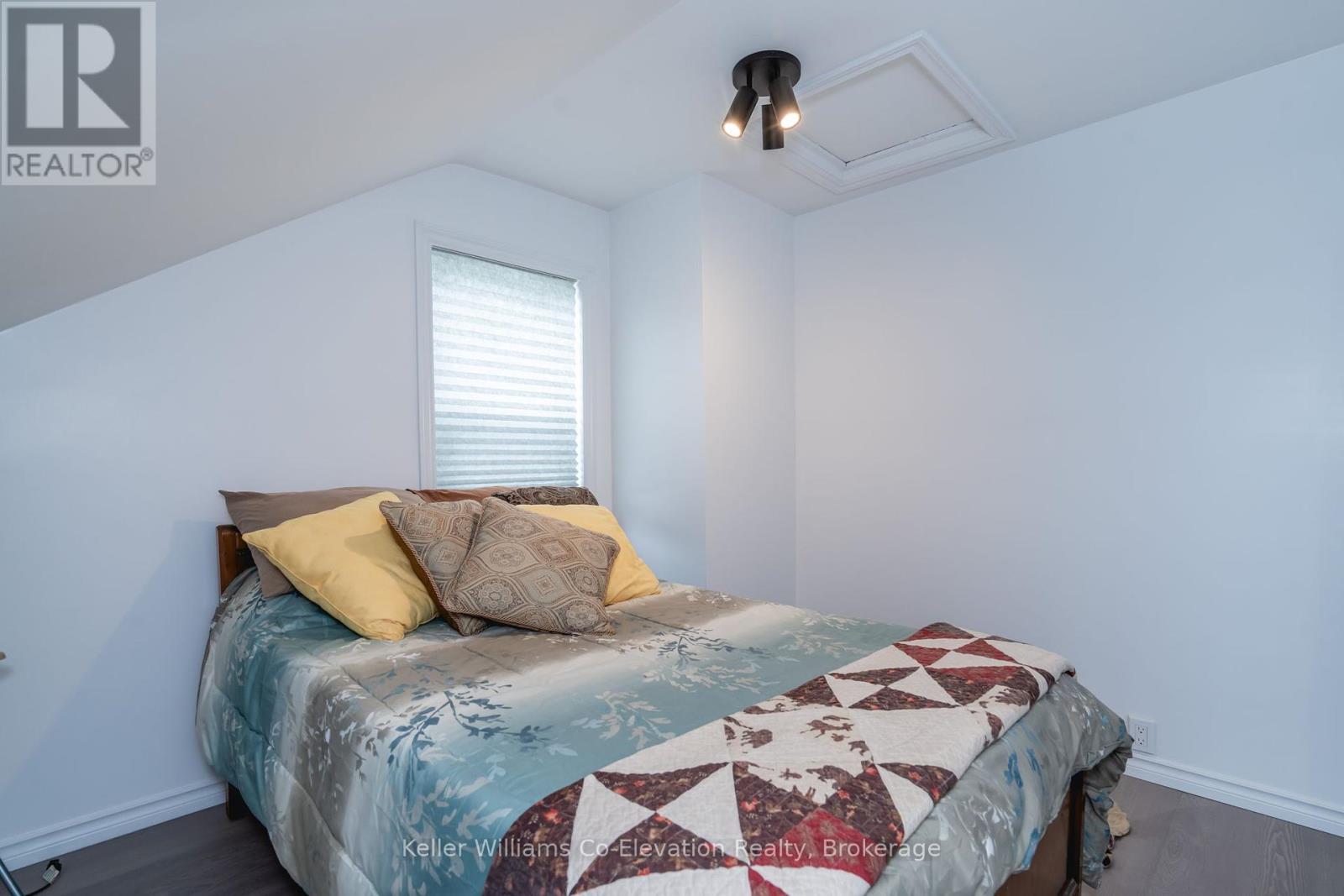 13 Toronto Avenue, South River, Ontario  P0A 1X0 - Photo 13 - X12230197