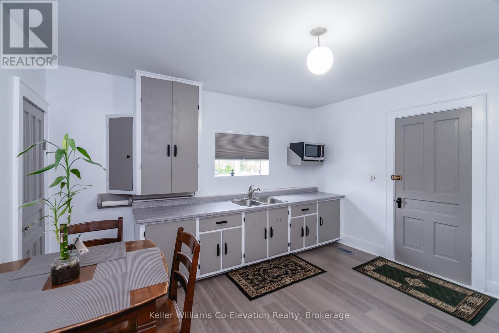 13 Toronto Avenue, South River, Ontario  P0A 1X0 - Photo 6 - X12230197