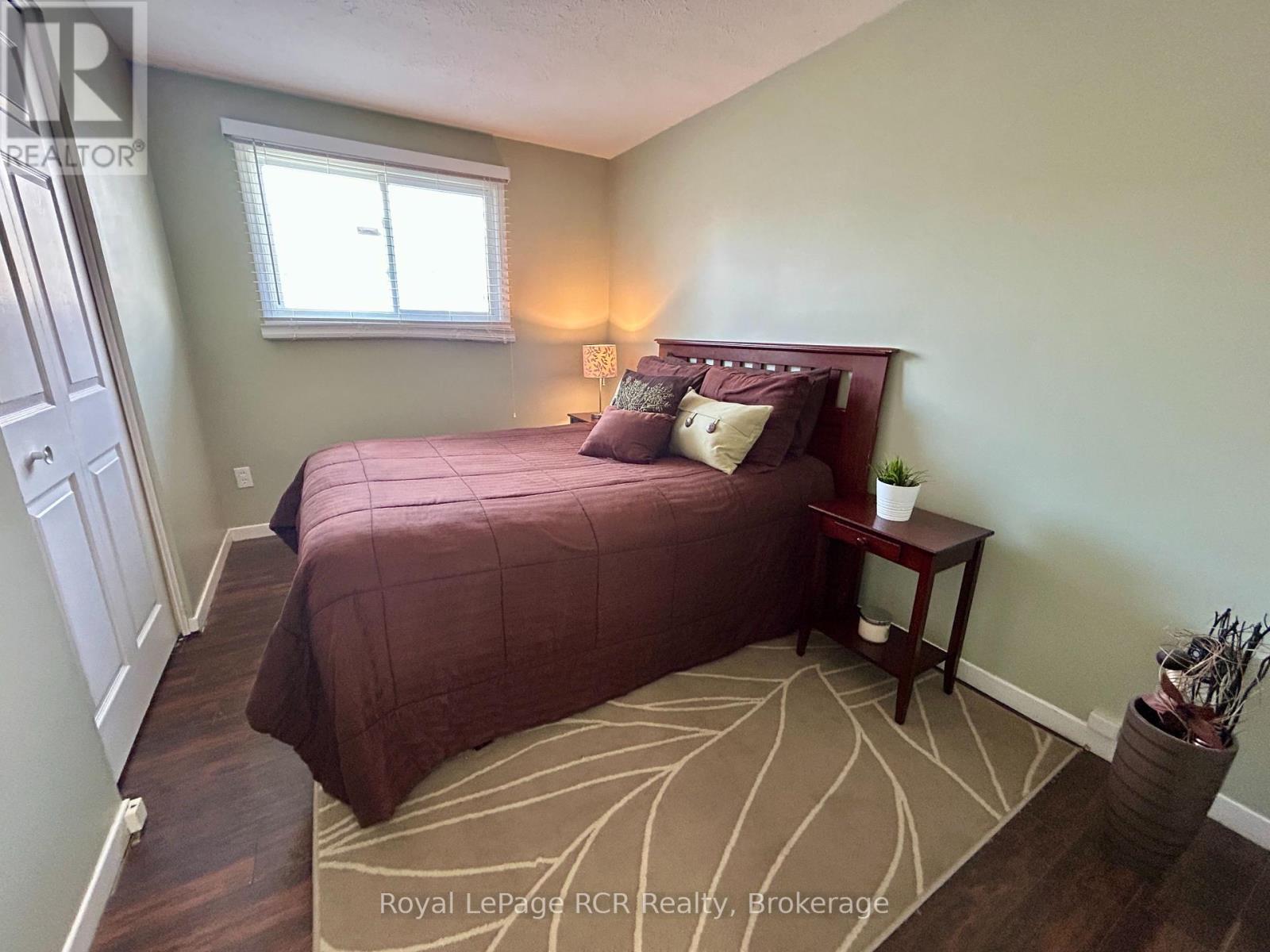 754 Andrew Malcolm Drive, Kincardine, Ontario  N2Z 1M8 - Photo 15 - X12230238
