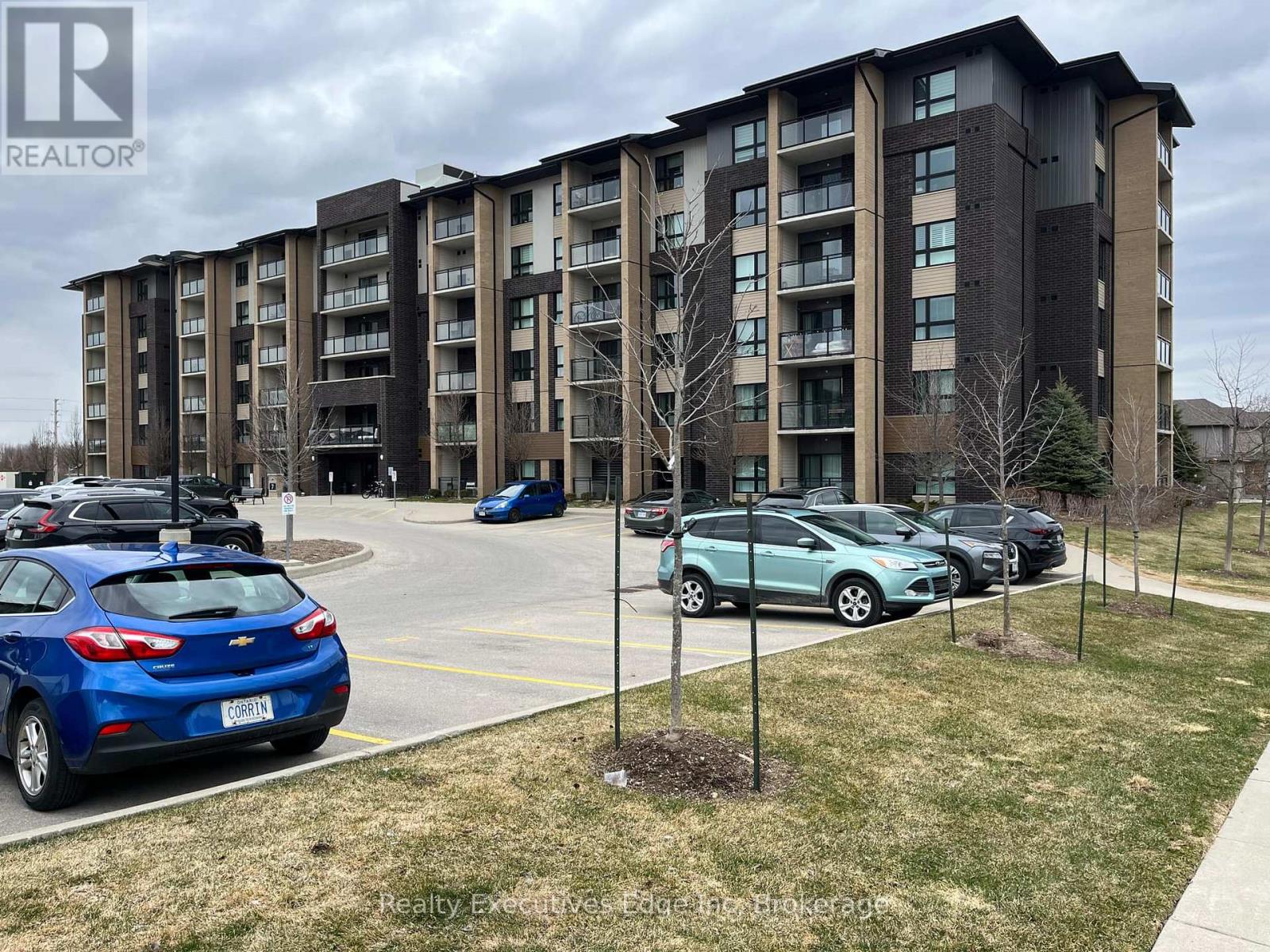 412 - 7 Kay Crescent, Guelph, Ontario  N1L 0P9 - Photo 2 - X12230307