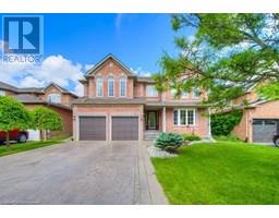 24 CANNING Crescent, Cambridge, Ontario