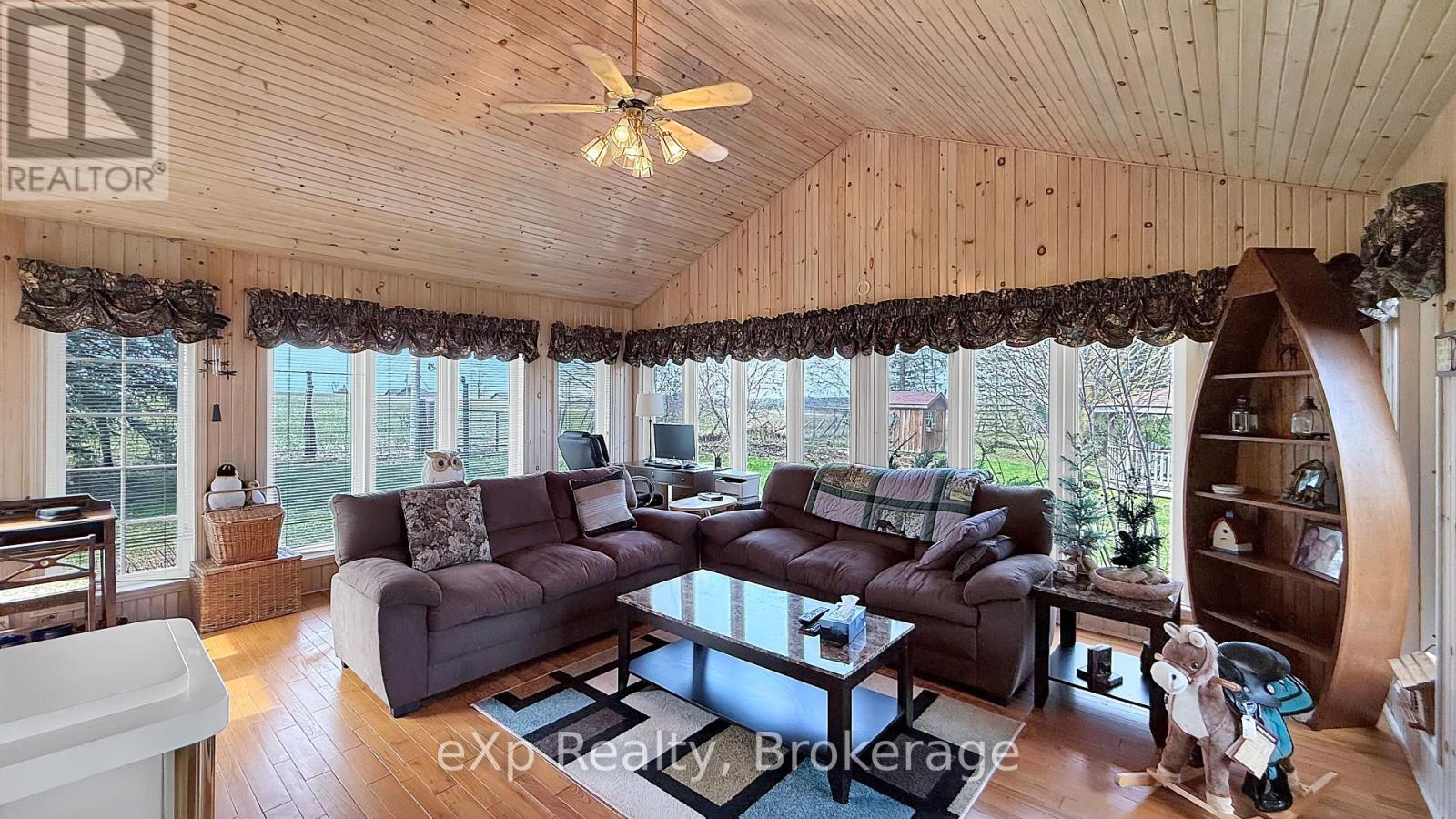 402191 Grey Road 4, West Grey, Ontario  N4N 3B8 - Photo 23 - X12230379
