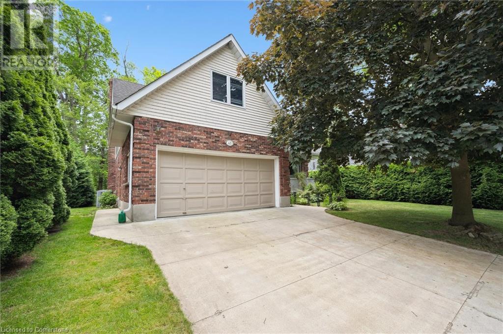 45 Applewood Crescent, Cambridge, Ontario  N1S 4K1 - Photo 3 - 40742850