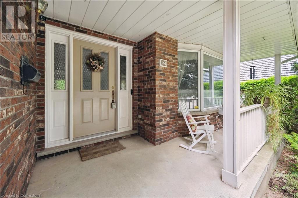45 Applewood Crescent, Cambridge, Ontario  N1S 4K1 - Photo 4 - 40742850