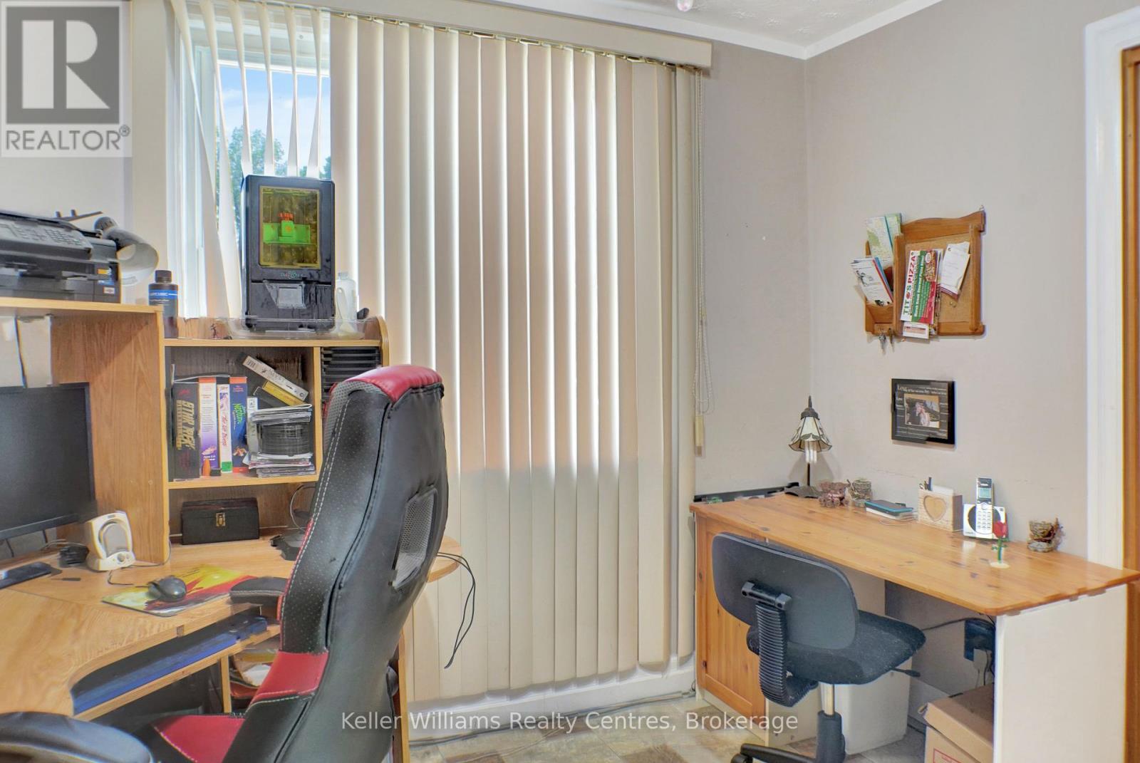 216 Queen Street S, West Grey, Ontario  N0G 1R0 - Photo 17 - X12230416