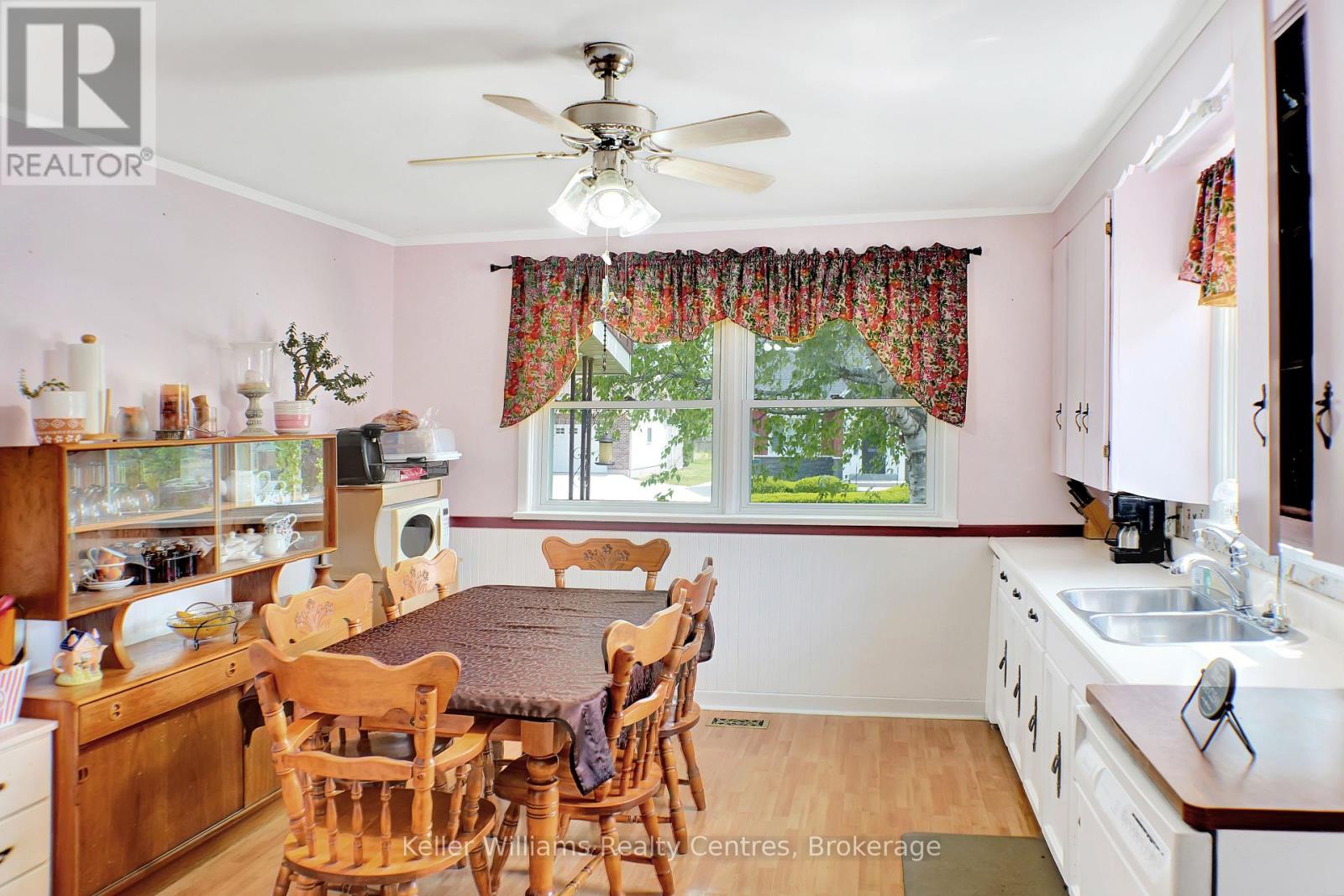 216 Queen Street S, West Grey, Ontario  N0G 1R0 - Photo 20 - X12230416
