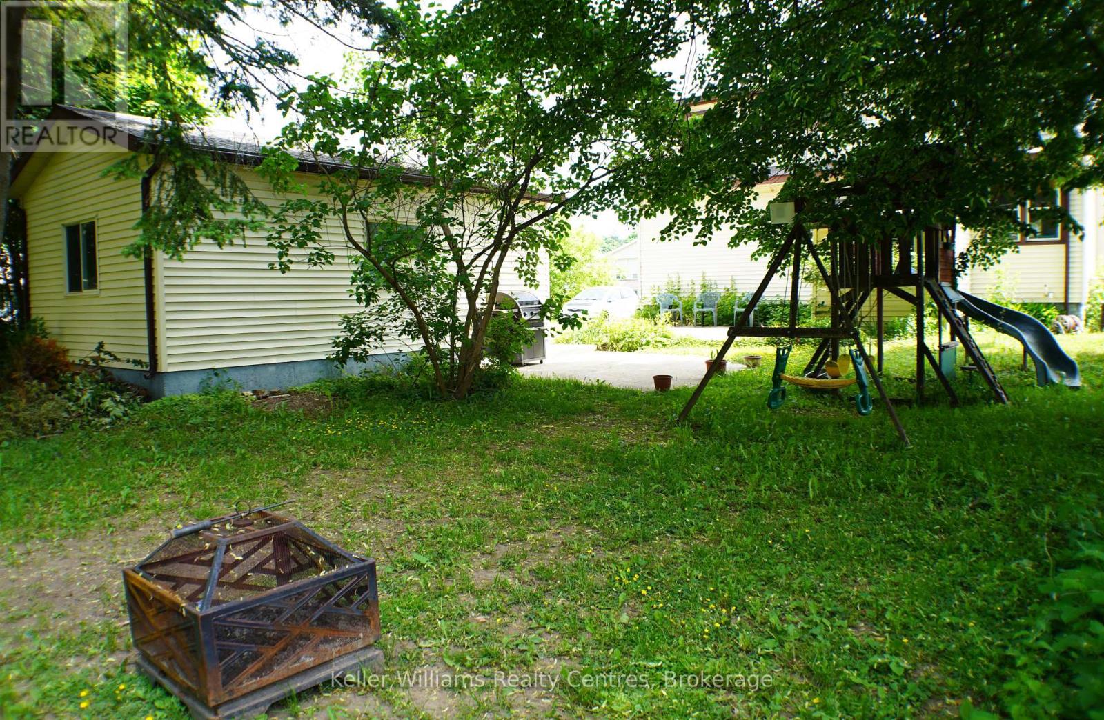 216 Queen Street S, West Grey, Ontario  N0G 1R0 - Photo 45 - X12230416