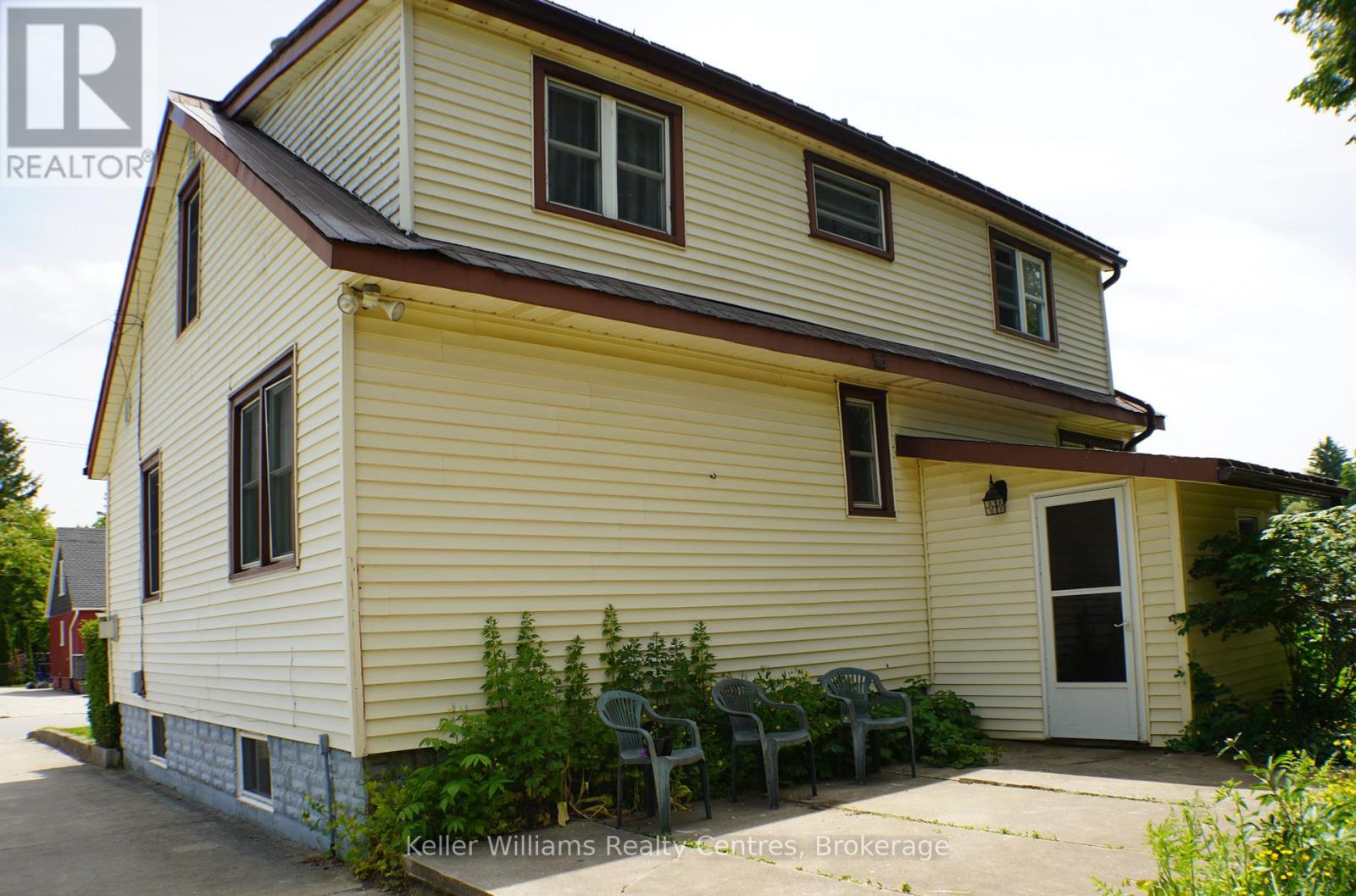 216 Queen Street S, West Grey, Ontario  N0G 1R0 - Photo 9 - X12230416