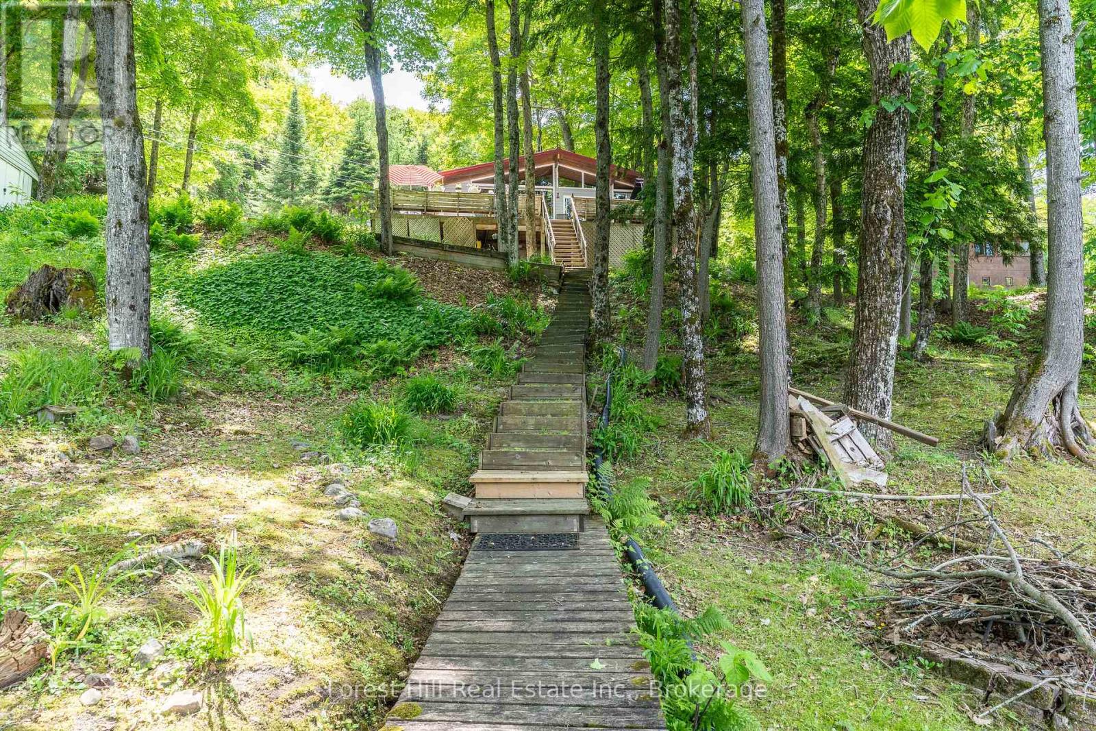 116 Vernon Shores Blv Boulevard, Huntsville, Ontario  P1H 2J2 - Photo 29 - X12230492