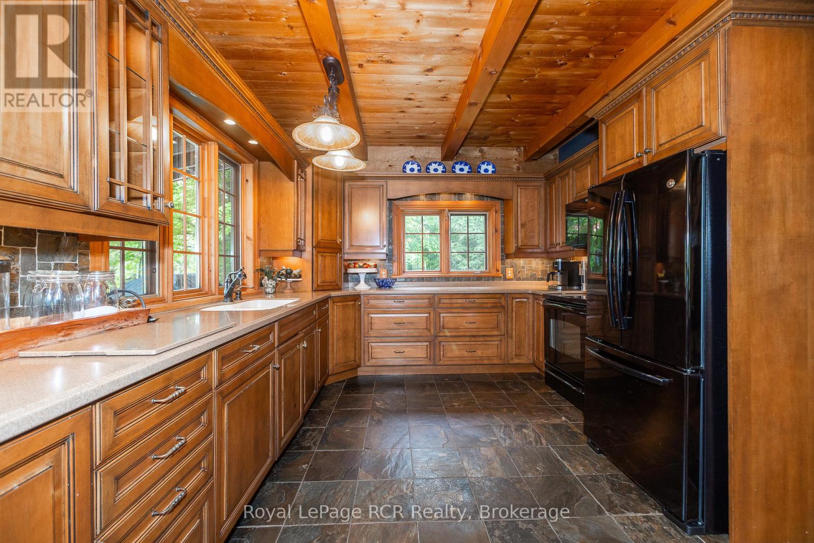 552691 Grey Rd 23, Southgate, Ontario  N0G 2A0 - Photo 13 - X12230605