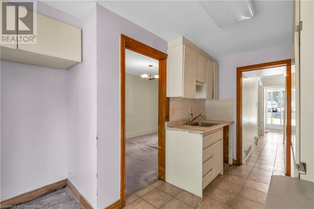 308 Whitmore Avenue, Toronto, Ontario  M6E 2N4 - Photo 9 - 40742415