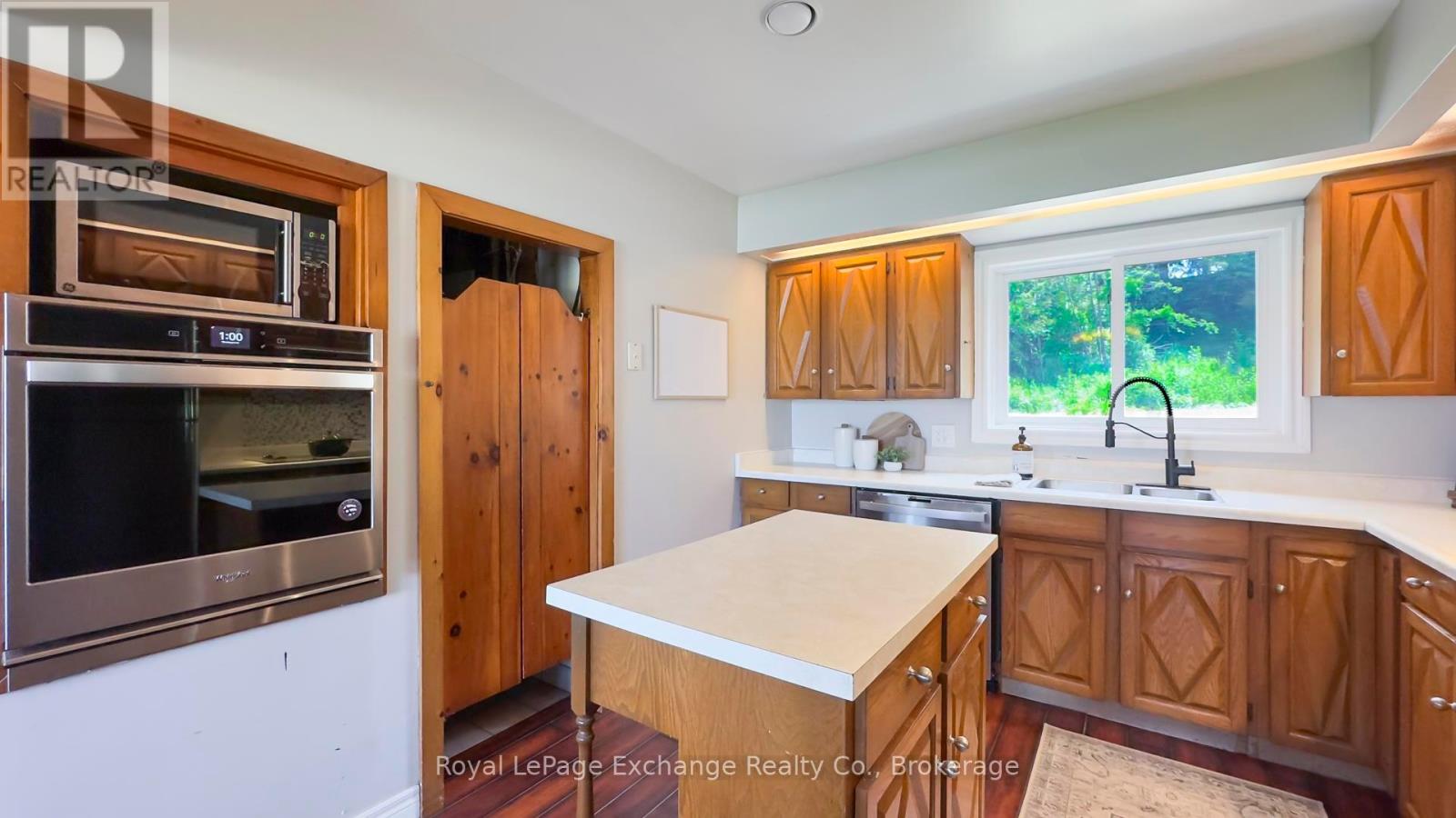 21 Boiler Beach Road, Huron-Kinloss, Ontario  N2Z 2L2 - Photo 17 - X12230699