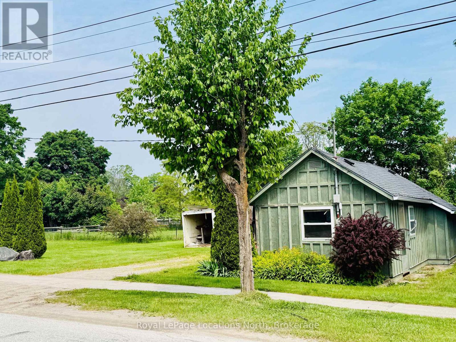 177 Collingwood Street, Clearview, Ontario  L0M 1G0 - Photo 7 - S12230842