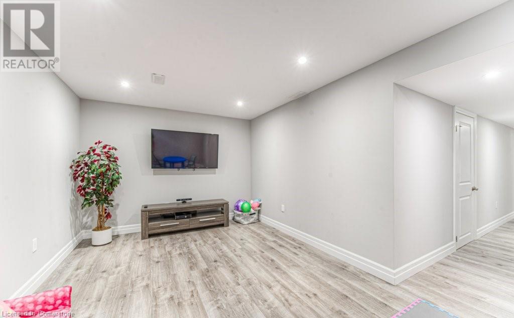 63 Grand Flats Trail, Kitchener, Ontario  N2A 0J8 - Photo 37 - 40739469
