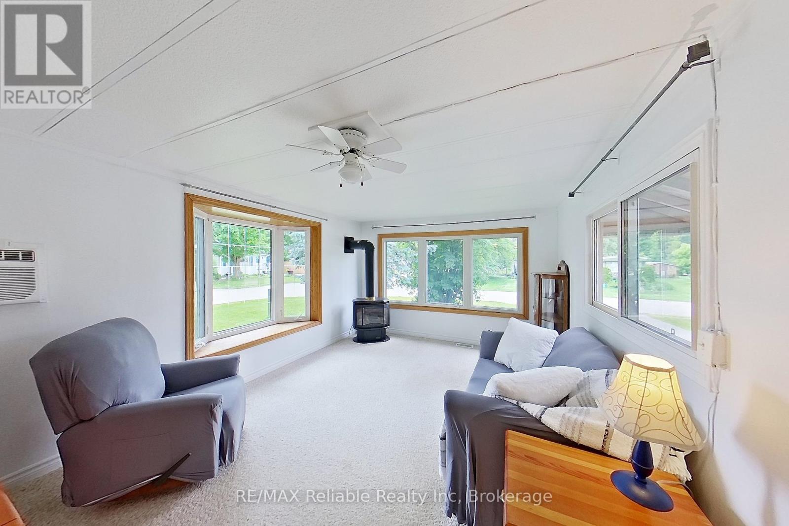 31 Trailer Park Road, Huron East, Ontario  N0G 1H0 - Photo 17 - X12230941