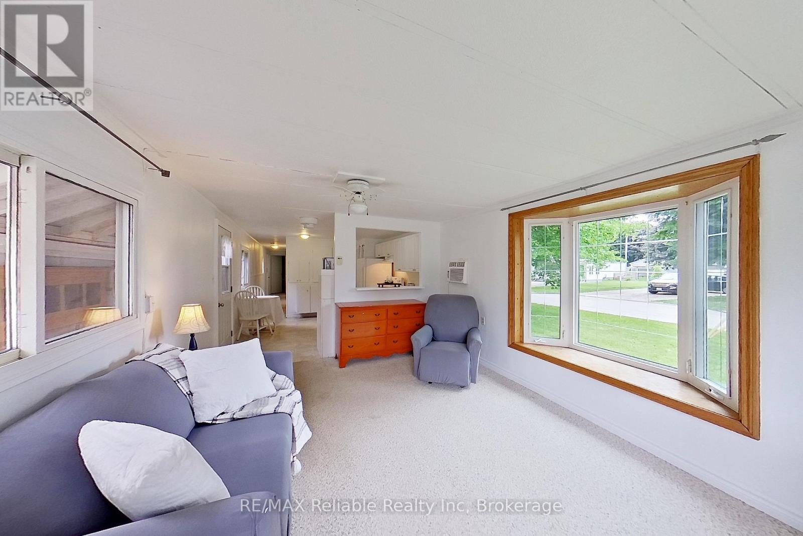 31 Trailer Park Road, Huron East, Ontario  N0G 1H0 - Photo 21 - X12230941