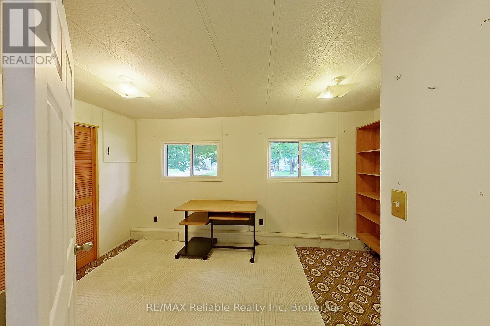 31 Trailer Park Road, Huron East, Ontario  N0G 1H0 - Photo 29 - X12230941