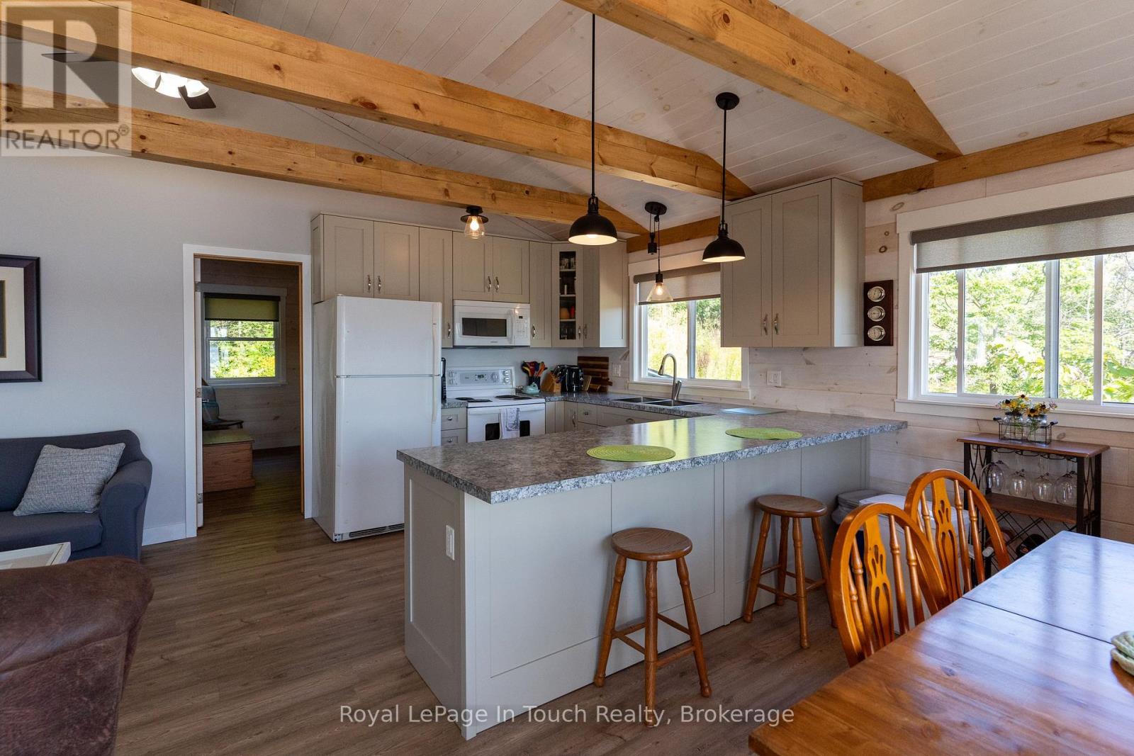 6980 Island 1810, Georgian Bay, Ontario  P0E 1E0 - Photo 3 - X12230985