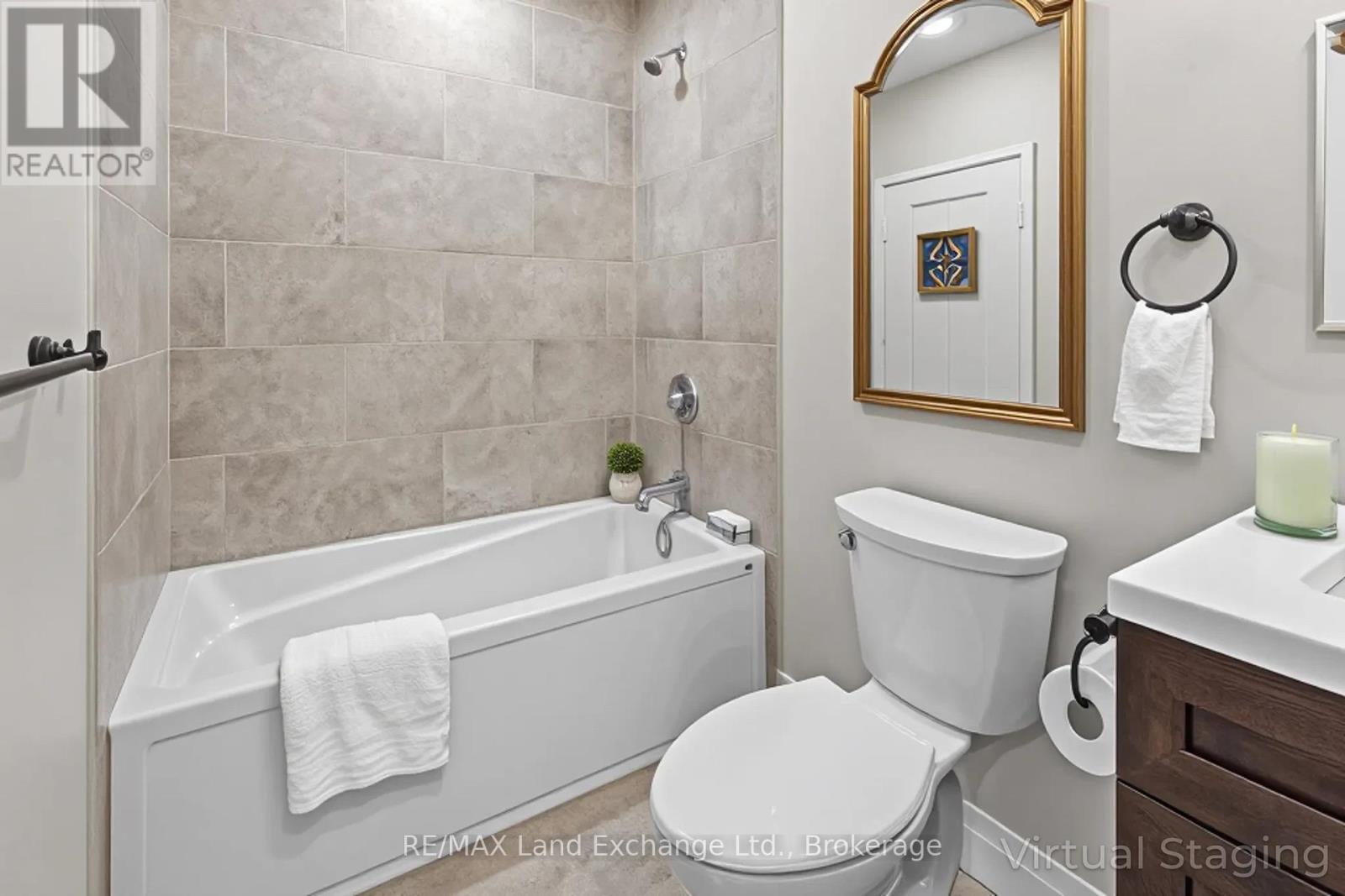 46 Fairway Lane, Saugeen Shores, Ontario  N0H 2C3 - Photo 16 - X12231139