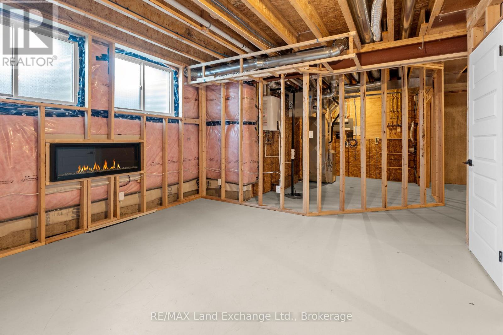 46 Fairway Lane, Saugeen Shores, Ontario  N0H 2C3 - Photo 20 - X12231139