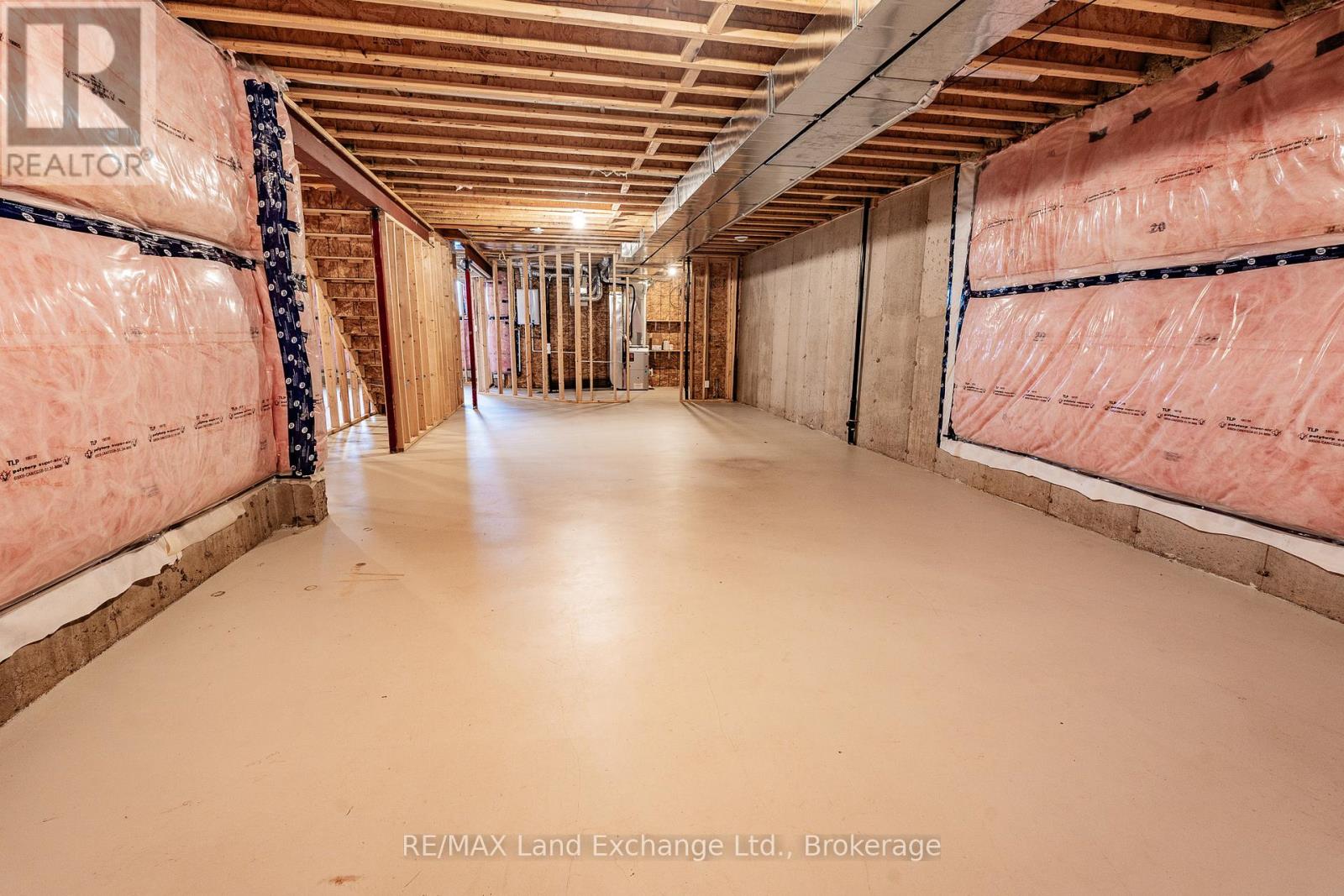 46 Fairway Lane, Saugeen Shores, Ontario  N0H 2C3 - Photo 21 - X12231139