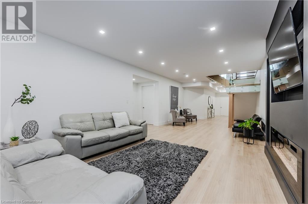 320 Otterbein Road, Kitchener, Ontario  N2B 0A7 - Photo 37 - 40743030