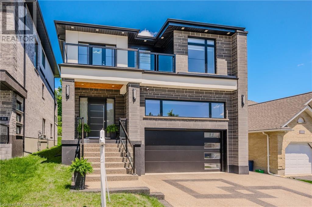 320 Otterbein Road, Kitchener, Ontario  N2B 0A7 - Photo 4 - 40743030